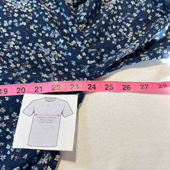 🌸 Reitmans L Floral 3/4 Sleeve Top Feminine & Effortless Chic - Picture 12 of 13